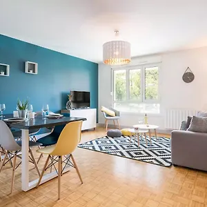 https://19sisley.hotels-rhonealpes.com